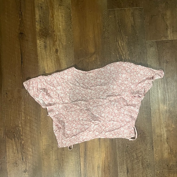 Floral pink and white pacsun wrap top xs - Picture 2 of 4